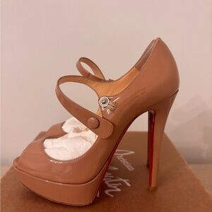Christian Louboutin Bana 140 Nude